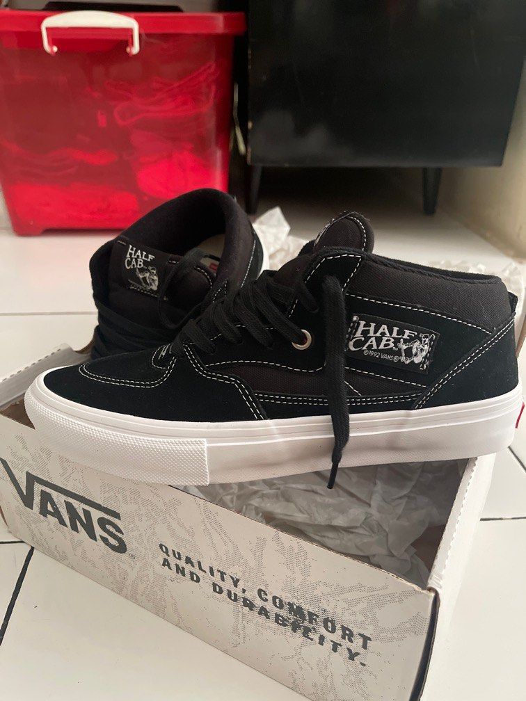 Harga vans half cab original clearance