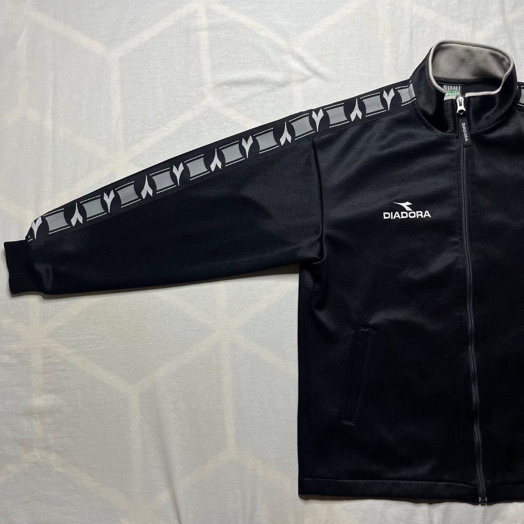 Diadora hotsell track top