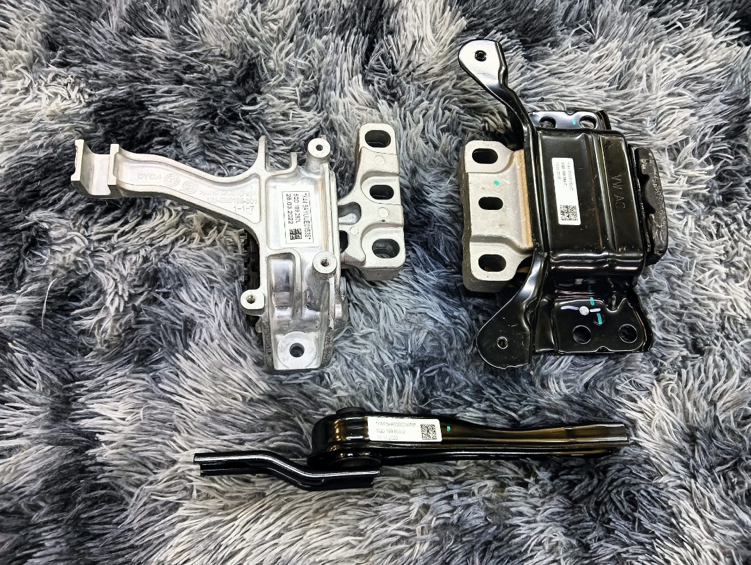 VW MK7 1.4 GOLF ENGINE MOUNTING SET, Car Accessories, Car Workshops ...