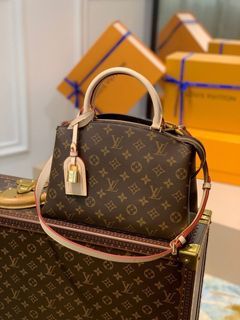 Chanel Precision Bag VIP Gift Taehyung V BTS