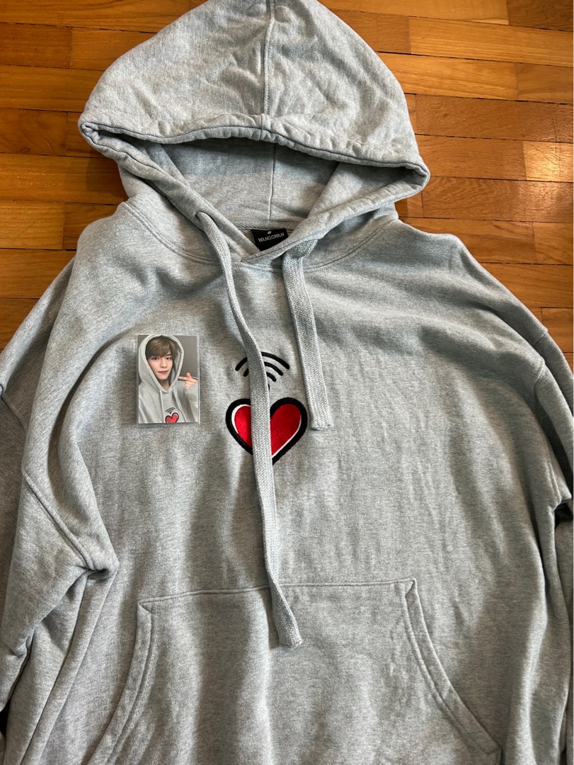 Seungmin heart wifi hoodie deals