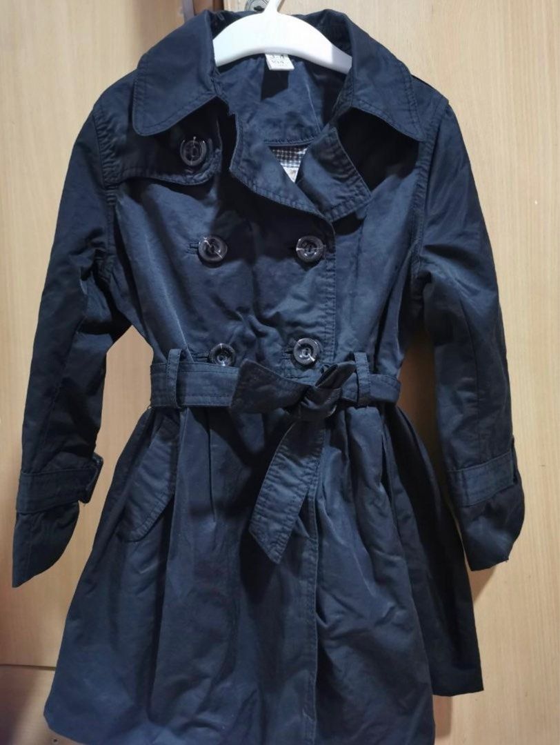 Zara girls black trench coat, Babies & Kids, Babies & Kids Fashion on