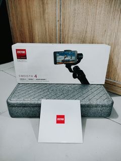 ZHIYUN SMOOTH4