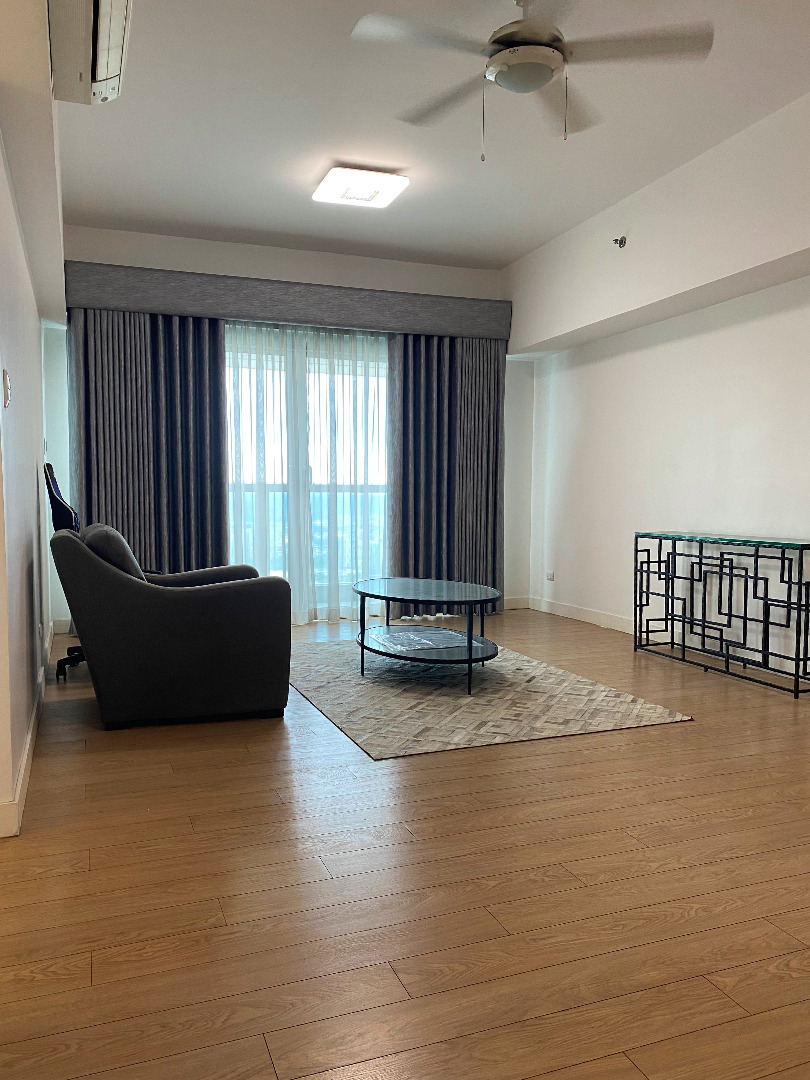 3 Bedroom Unit For Sale at One ShangriLa Place, EDSA Mandaluyong City