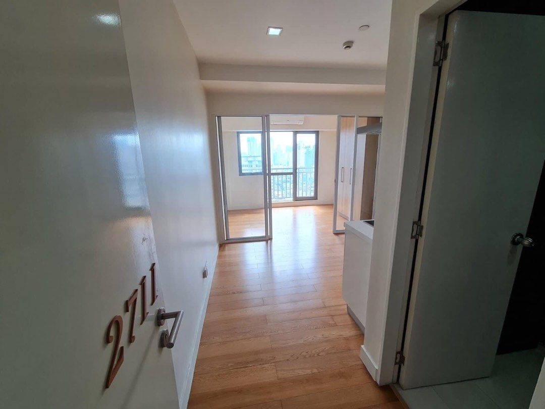 Image showcasing Home - Industrial Spaces for Rent