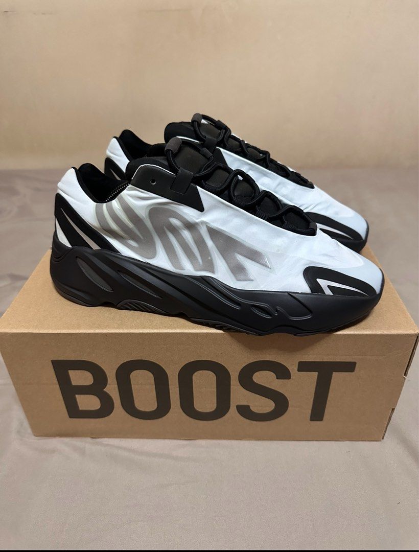 Yeezy 700 mnvn 2025 for sale