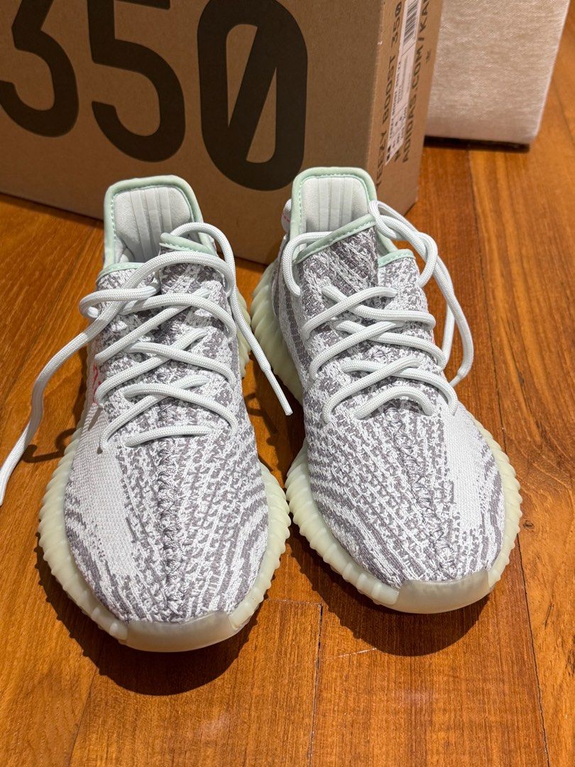 Adidas yeezy boost 350 size 3 top