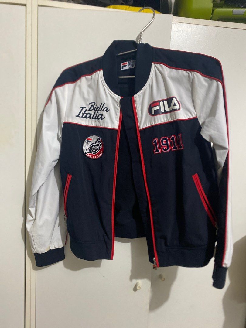 White line discount fila jacket