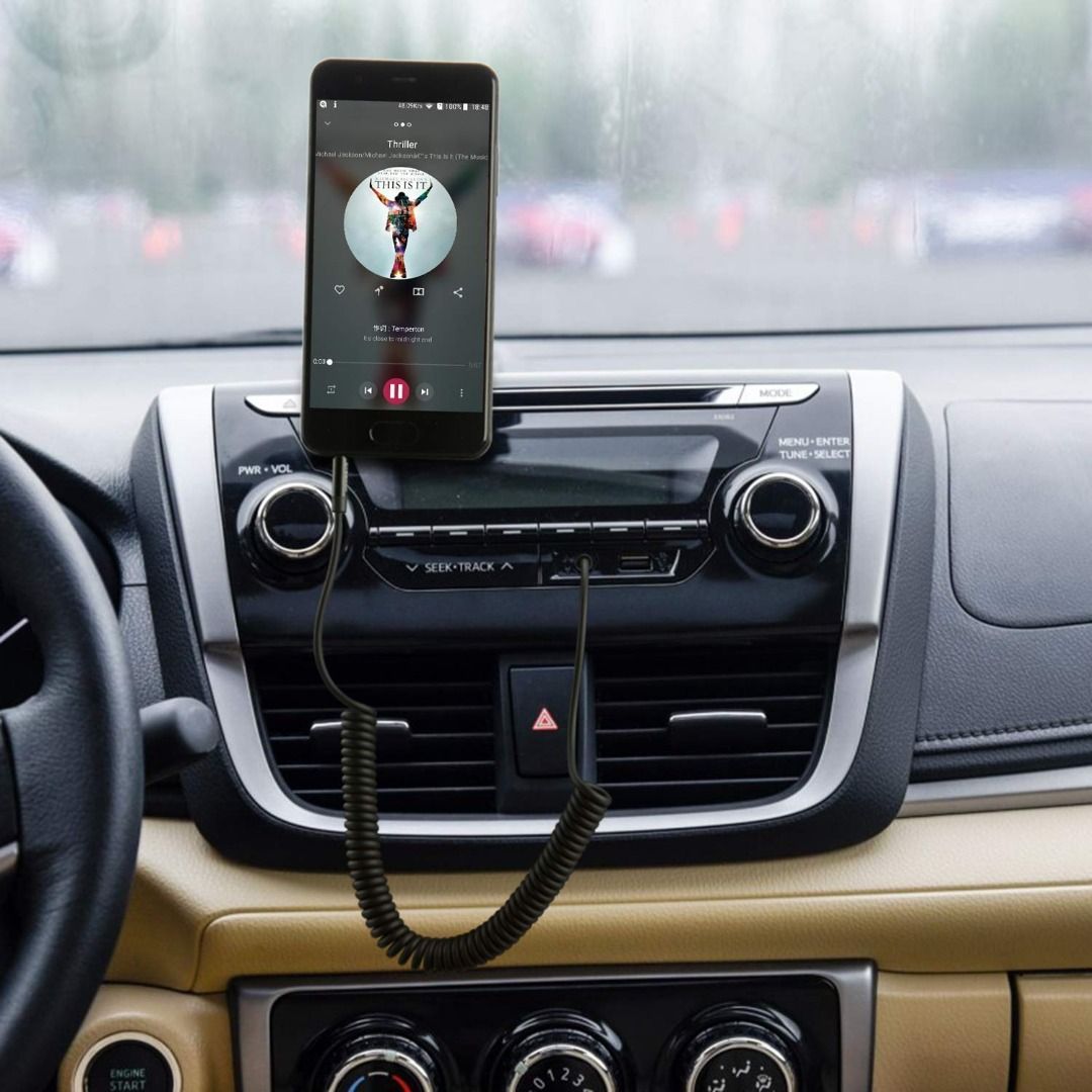 اتصال گوشی به ضبط خودرو با کابل AUX