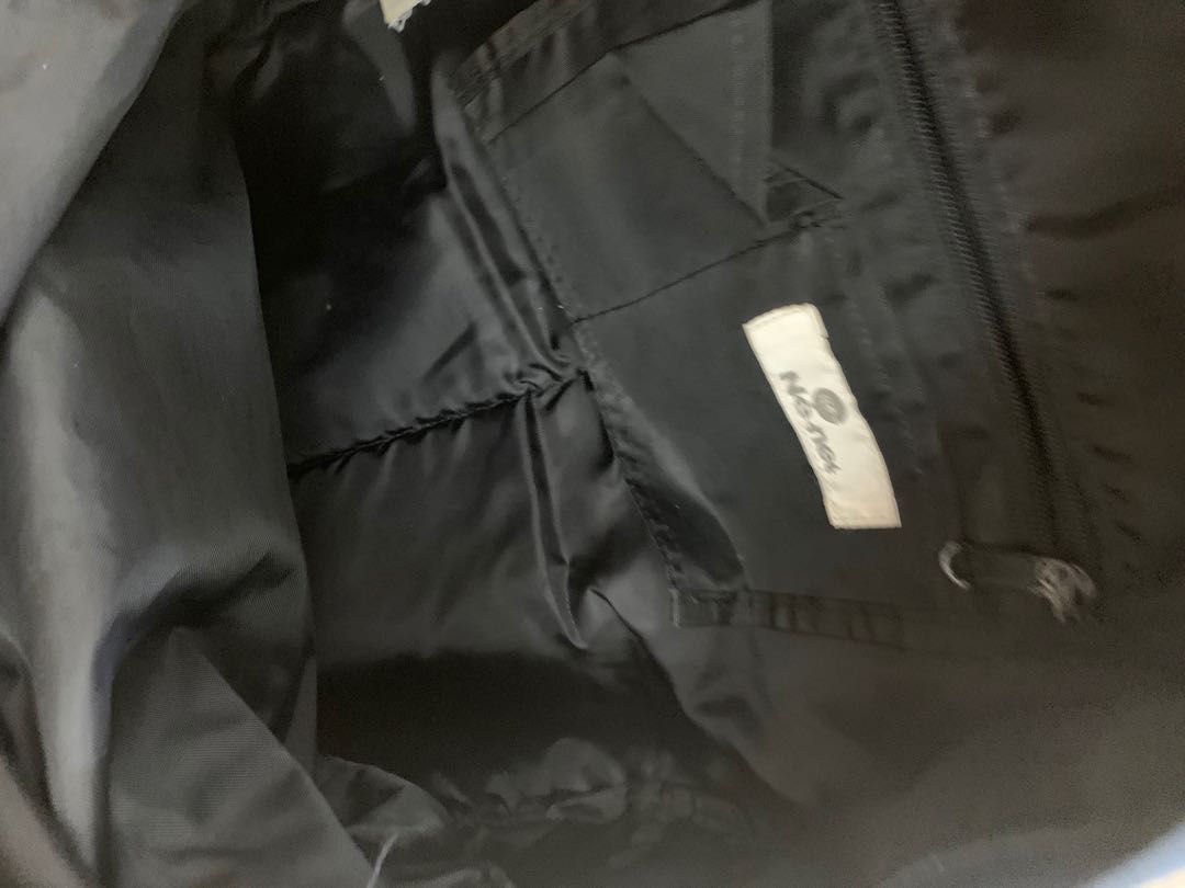 Backpack （分類：背囊）位於 Hong Kong。 由 ecyoj01 提交（商品編號 1266741582，圖片 3）。簡介： 。