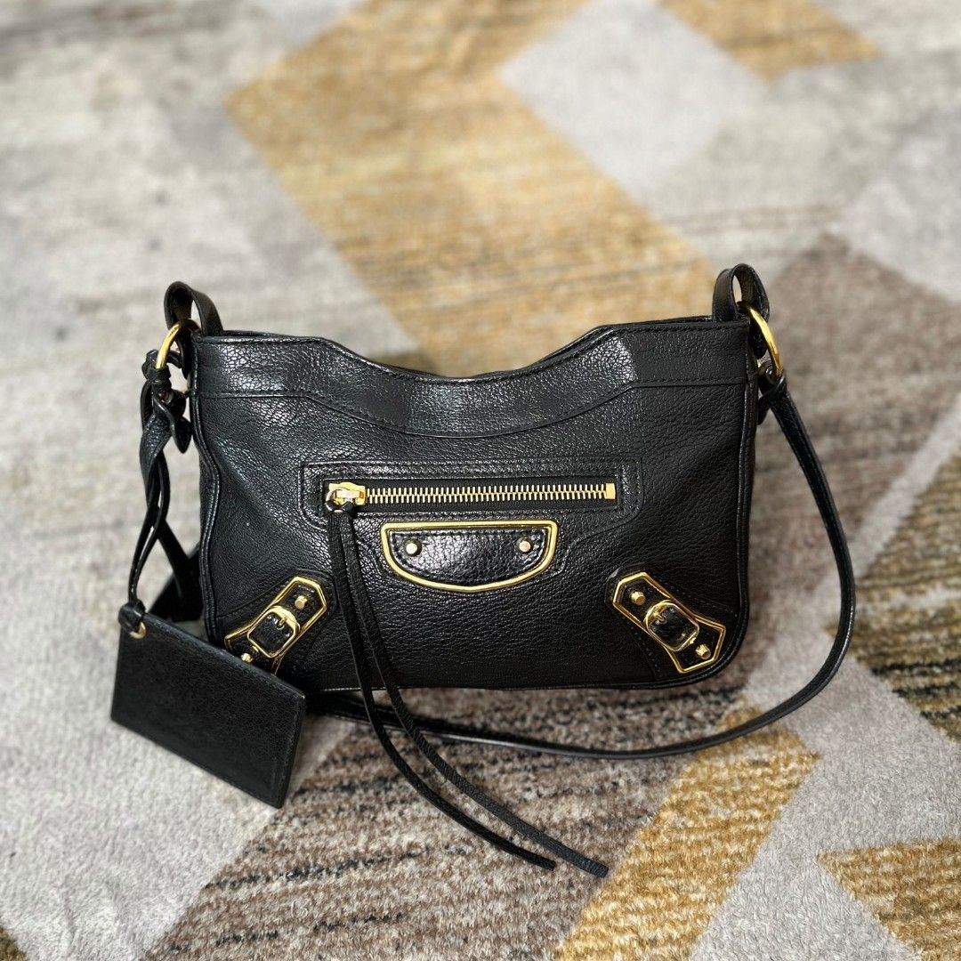 Balenciaga hip edge clearance
