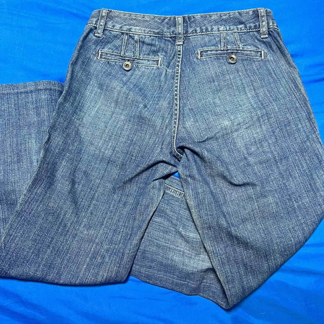 Banana Republic Jeansss (Category: Jeans) located in Paranaque City. Submitted by chinitamaria (Listing ID 1266796799, Image 2). Description: Banana republic jeans - see photo for size reference - mom’s jeans decluttering Loc: betterliving, paranaque city Mop: gcash ONLY Mod: lbc or lalamove ONLY .