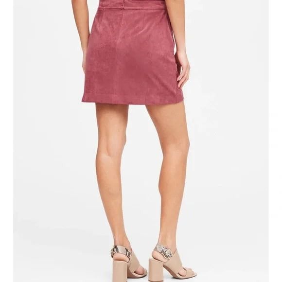 Banana republic vegan suede mini skirt top