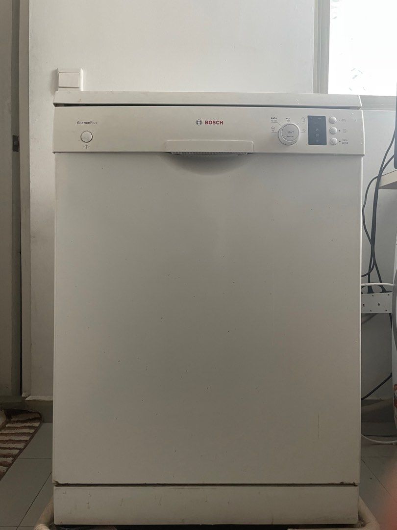 Bosch Dishwasher and wheel stand TV Home Appliances Kitchen