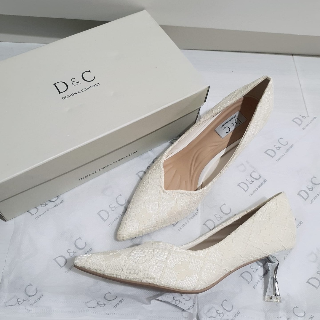 Bridal cream lace heel shoes, Women's Fashion, Footwear, Heels on Carousell