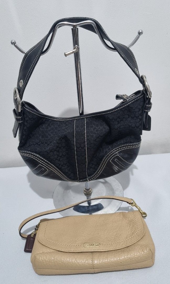 Bundle Coach Kili bag(Sold-black) (Category: Luxury Bags & Wallets) located in Muntinlupa City. Submitted by Kira18 (Listing ID 1266803696, Image 1). Description: 💯 Authentic, Bundle Coach kili bag. 1*black combination of leather and mono canvas 1*light beige pochette/ wristlet leather coach. Both in very good condition, light signs of used. ******only beige bag available****** Please PM for sure buyers..