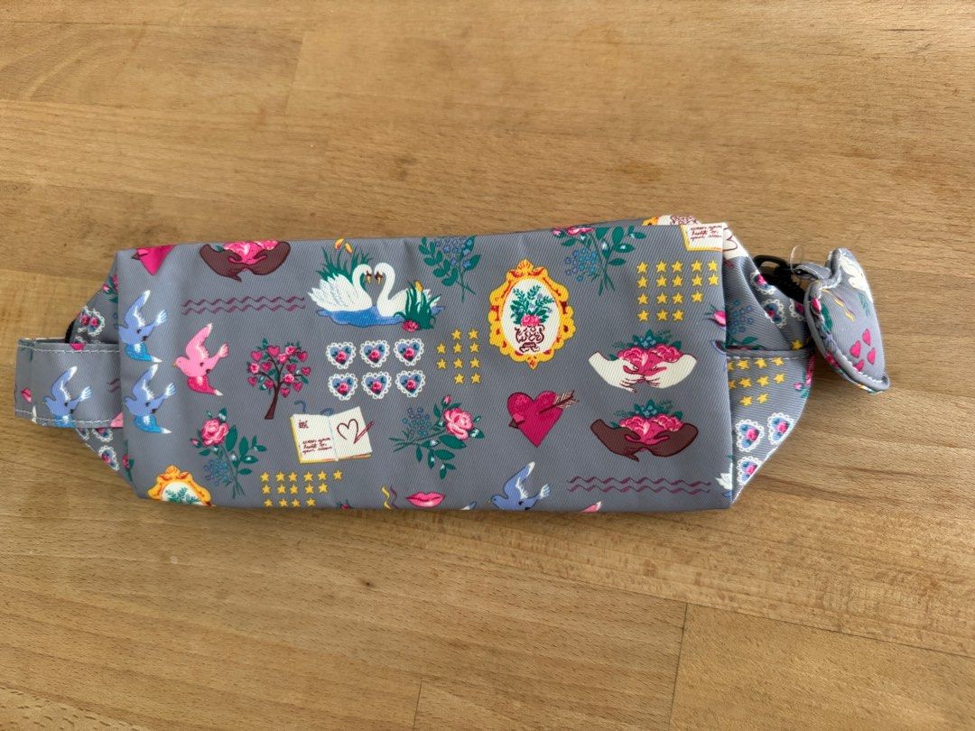 Cath kidston deals multi pocket pouch