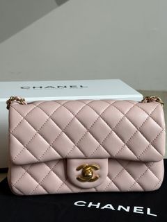 1,000+ affordable pink chanel For Sale