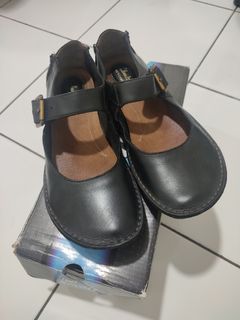 clarks