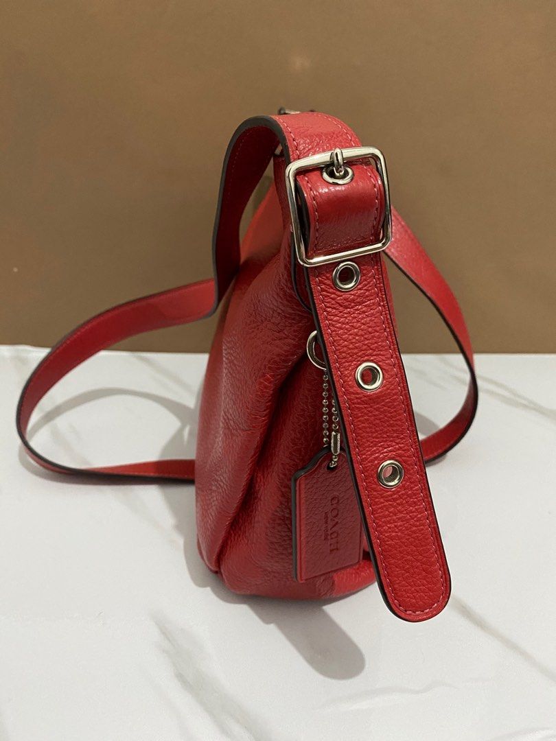 Coach Danny Duffle Barang Mewah Tas Dompet di Carousell