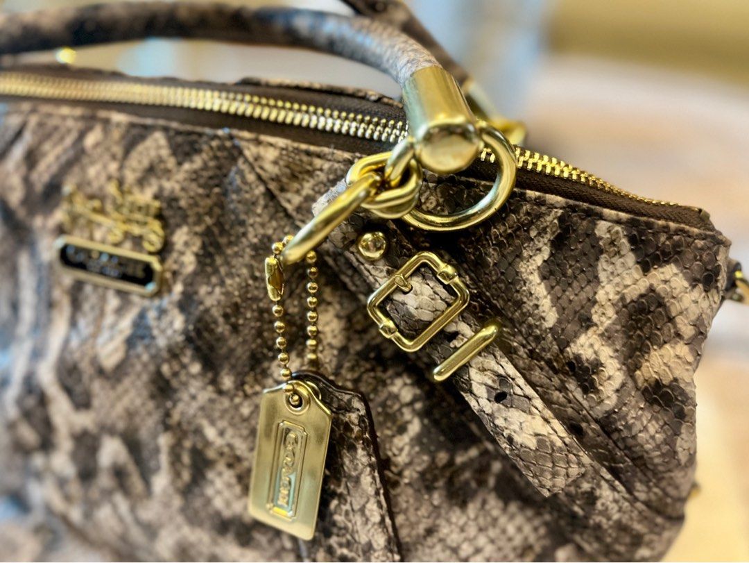 Coach madison python bag top