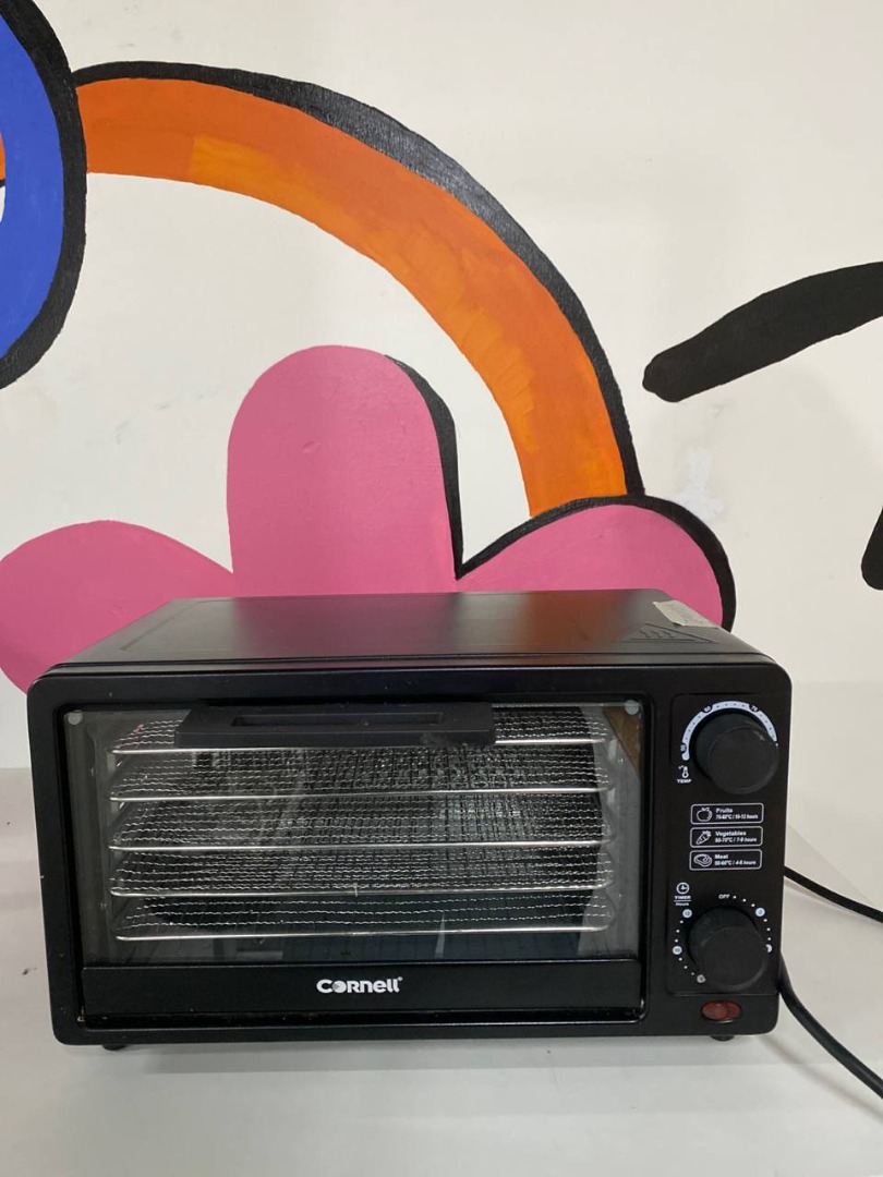 Cornell dehydrator oven, TV & Home Appliances, Kitchen Appliances