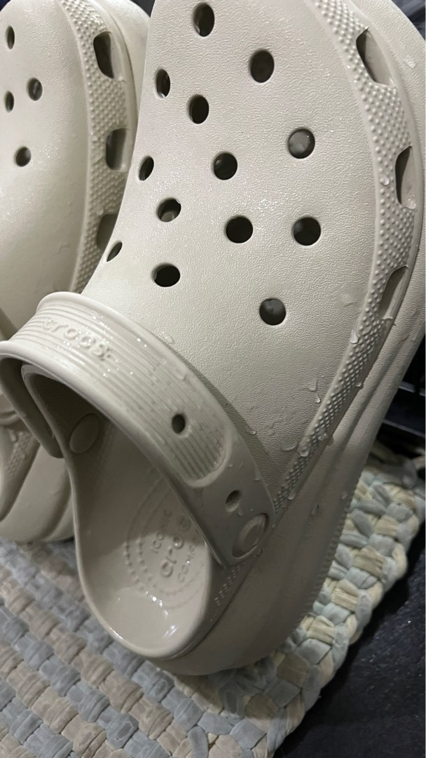 Crocs glorietta best sale