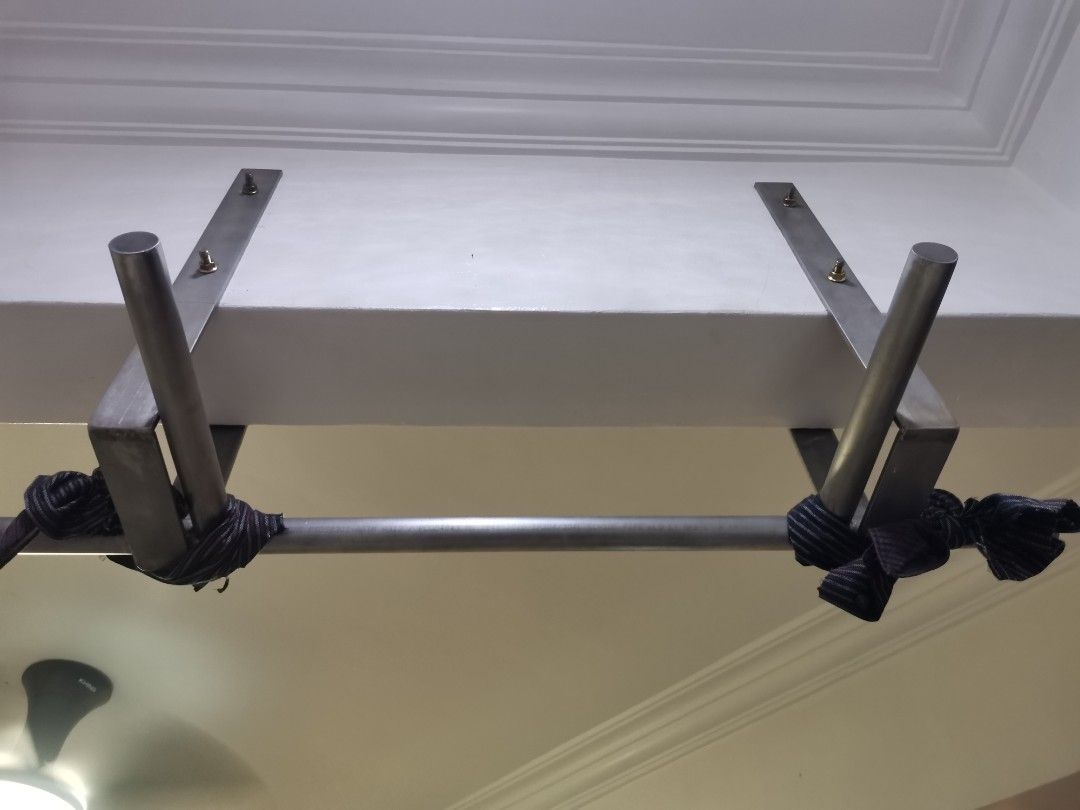 Custom made beam mounted pull up bar, Sports Equipment, Other Sports Equipment and Supplies on