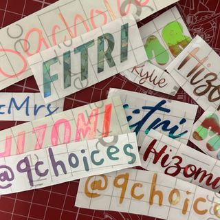⚡️ Customise Vinyl Stickers