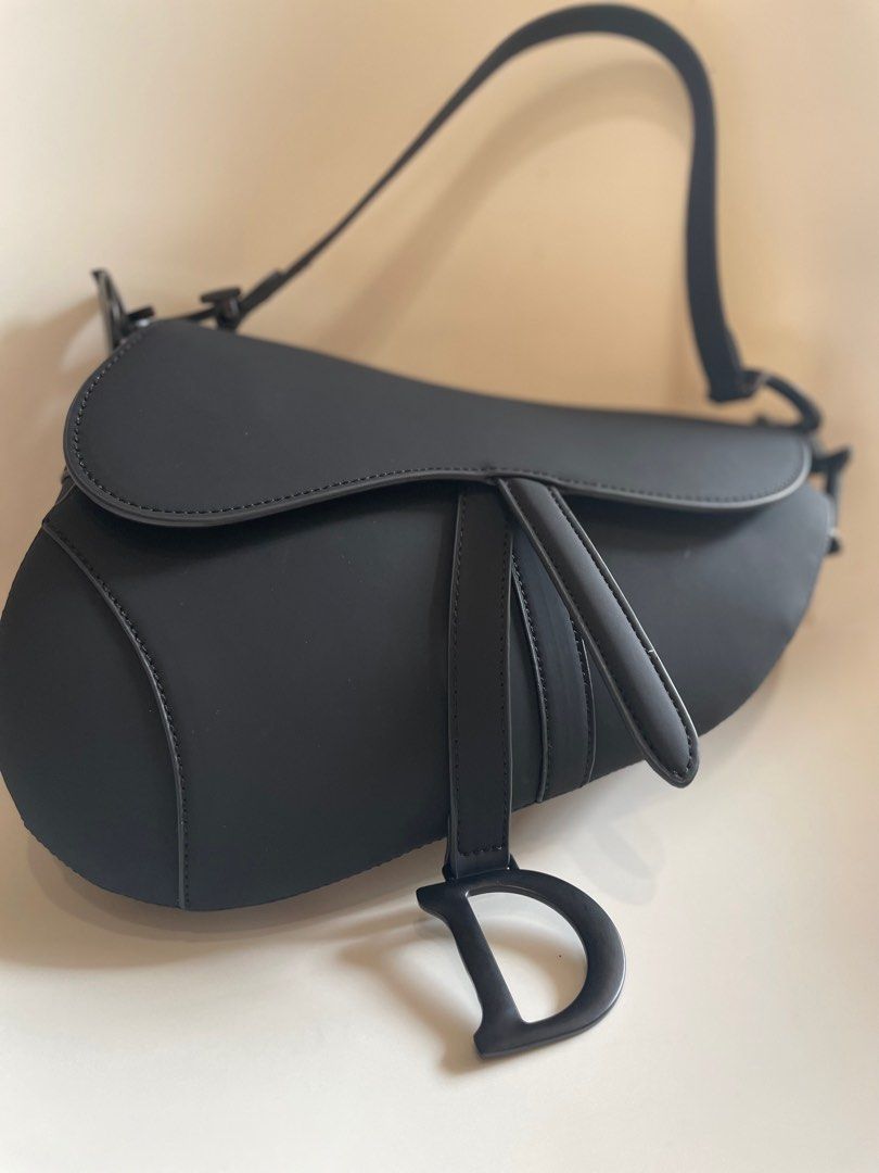 Dior saddle deals matte black