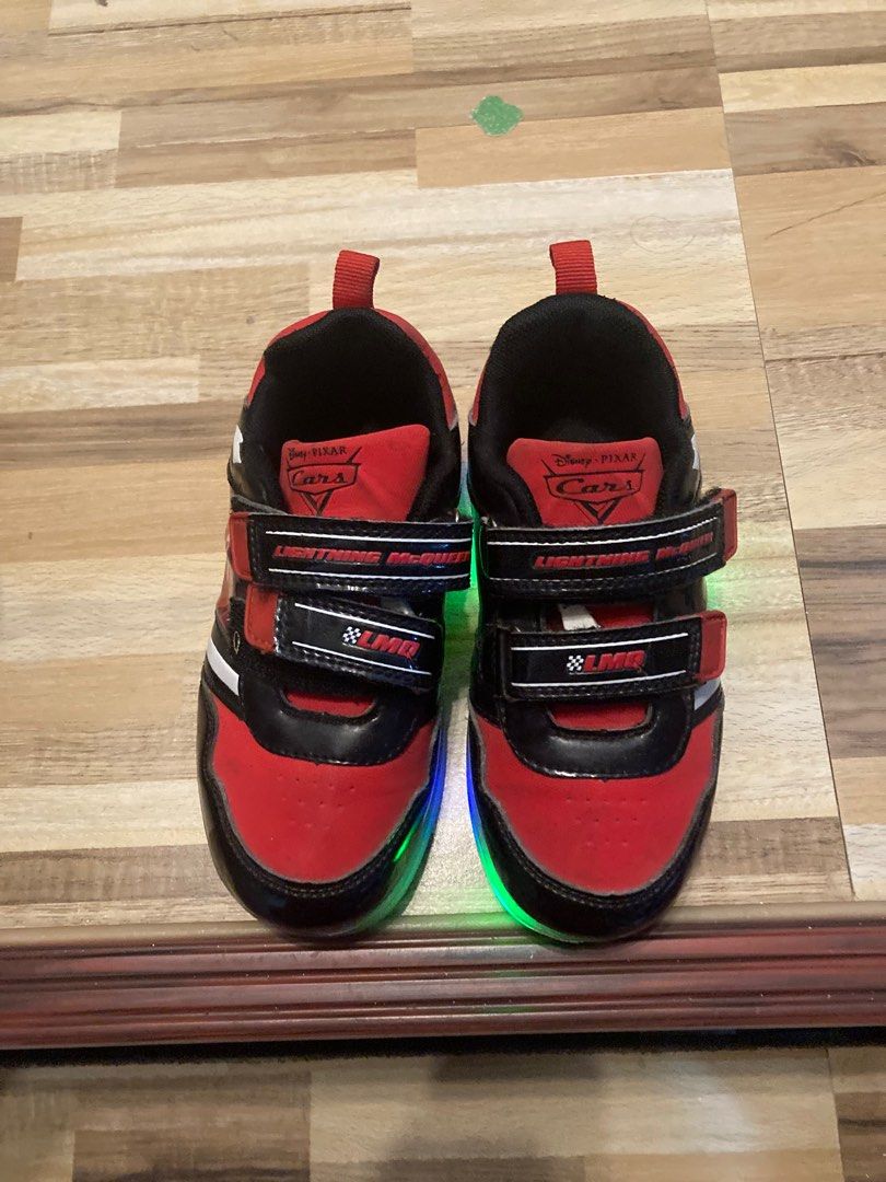 Lightning mcqueen hot sale kids shoes