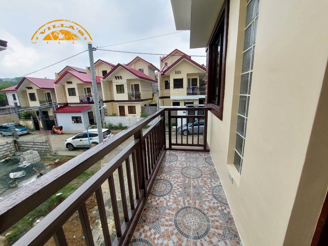 Duplex House and Lot for sale in Cainta Ortigas Ave Ext. Inside