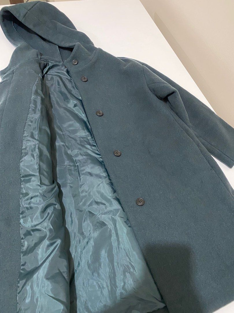 Emerald green (Category: Coats, Jackets and Outerwear) located in Quezon City. Submitted by cbake (Listing ID 1266760052, Image 3). Description: .