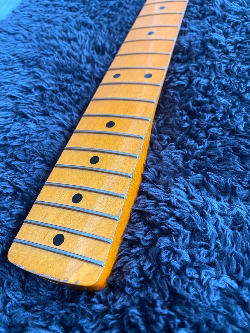 Fender Stratocaster Neck Classic Series ‘50’s Relic, Hobbies & Toys