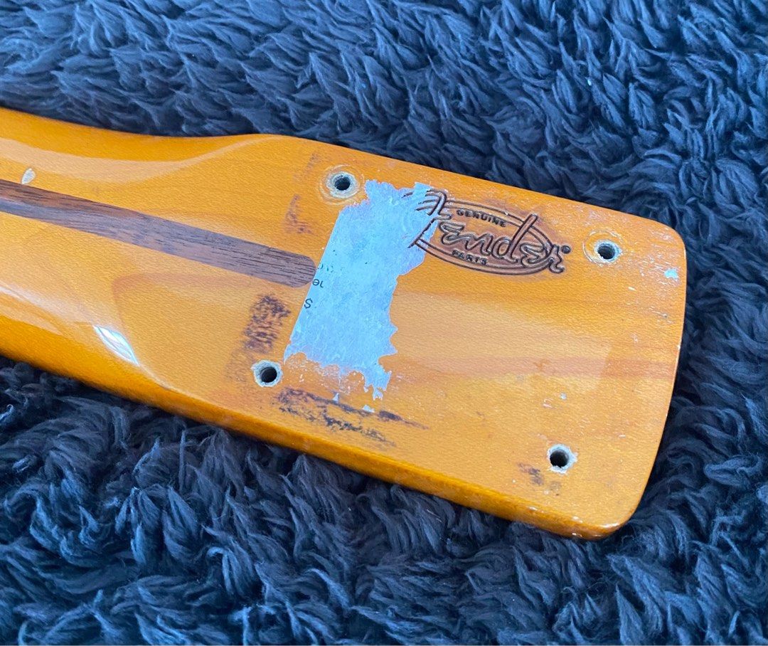 Fender Stratocaster Neck Classic Series ‘50’s Relic, Hobbies & Toys