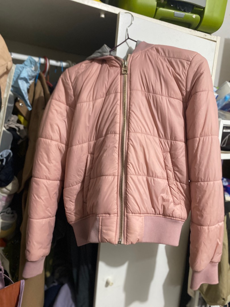 Forever 21 pink puffer jacket hot sale