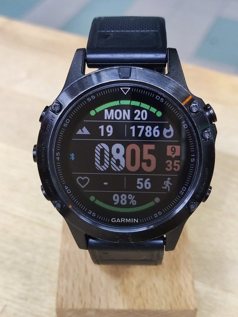 Garmin fenix 5 sapphire sports watch top
