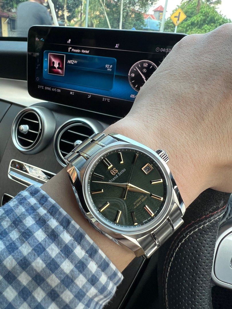 Grand Seiko SBGH271 Luxury Watches on Carousell