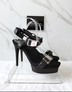 Gucci Black Leather Open Toe Platform Sandals