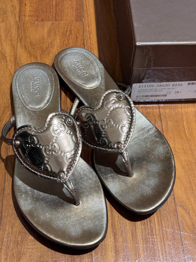 Gucci Gold Heart Slippers. SIZE EU38.5 Luxury Sneakers
