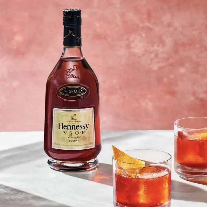 HENNESSY VSOP Cognac 70cl, Food & Drinks, Alcoholic Beverages on Carousell