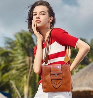High Quality Versatile Cross Body Bag