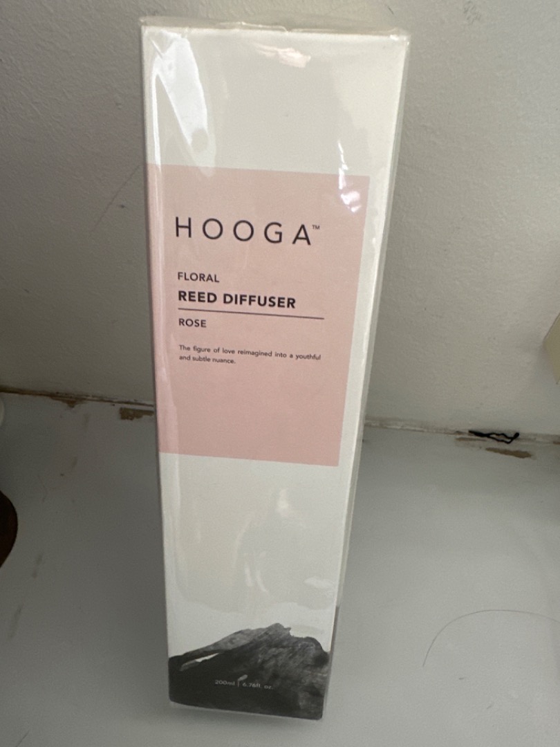 Hooga reed diffuser, Furniture & Home Living, Home Fragrance on Carousell