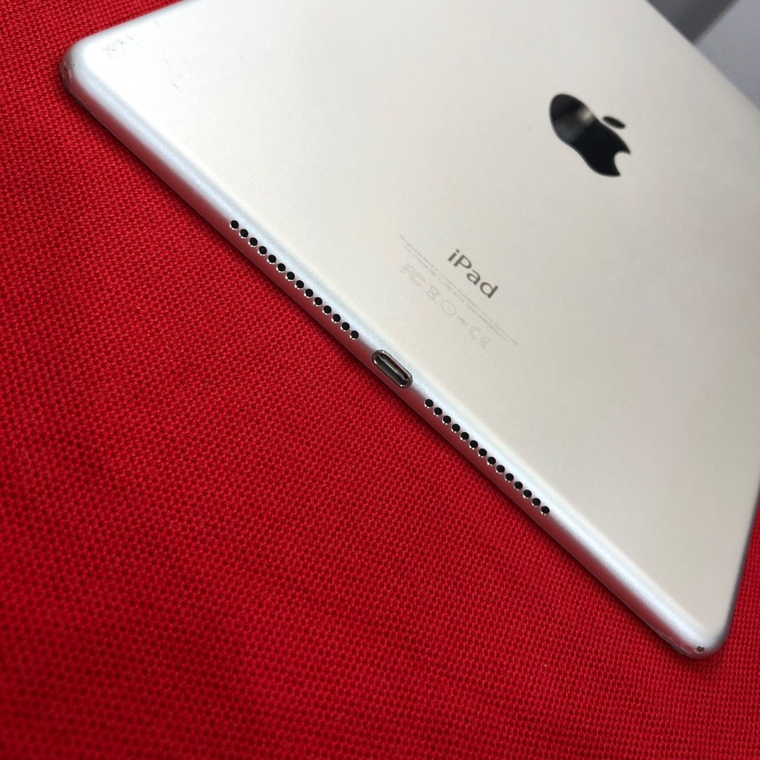iPad Air 2 128GB WiFI Silver , HK Version, 手提電話, 平板電腦