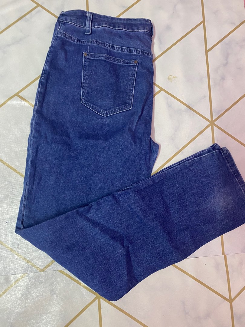 Jeans, Women's Fashion, Bottoms, Jeans & Leggings on Carousell