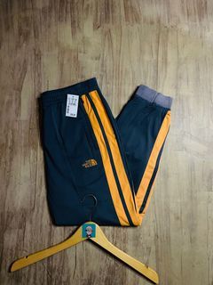 JOGGERPANTS THE NORTH FACE