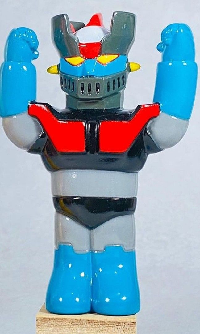 KAIJU ONE 壹工房鐵甲萬能俠3隻（可交換）, 興趣及遊戲, 玩具