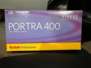 KODAK PORTRA 400 120 FILM BOX (5 ROLLS)