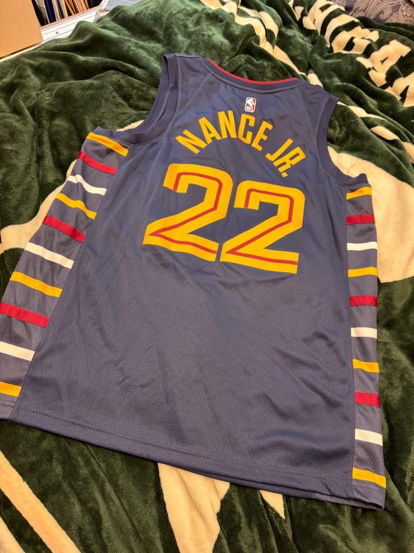 Larry Nance Jr Cleveland cavaliers XL Nike jersey, 男裝, 運動服裝