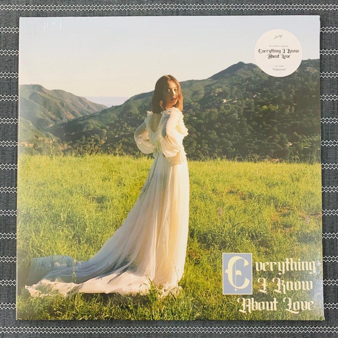 Laufey - Everything I Know About Love (Black LP) [Imported Edition ...